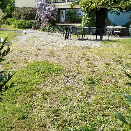 別荘 La Bergeronnette Avec La Chaleur Du Feu De Bois Et Le Jardin